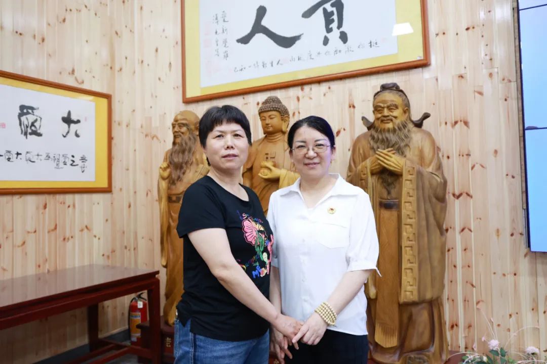 退休后腰疼、失眠、争吵、冷战……爸妈在线让我重获新生